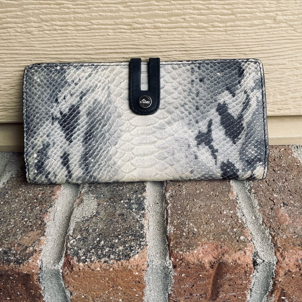 Abas snakeskin wallet. In good condition
